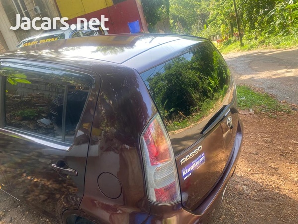 Toyota Passo 1,0L 2009-1