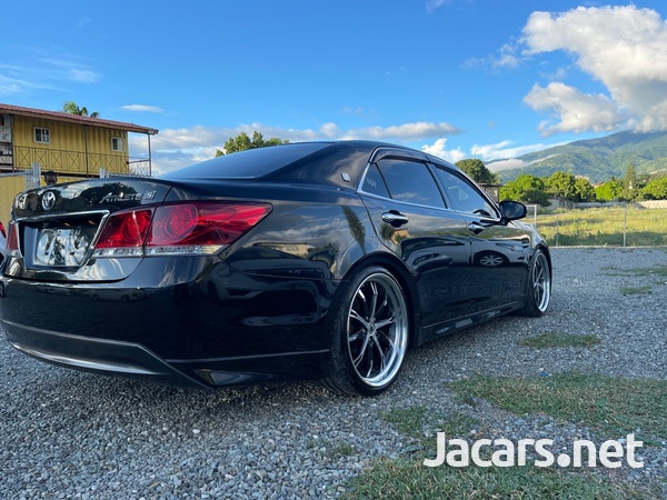 Toyota Crown 2,5L 2015-4
