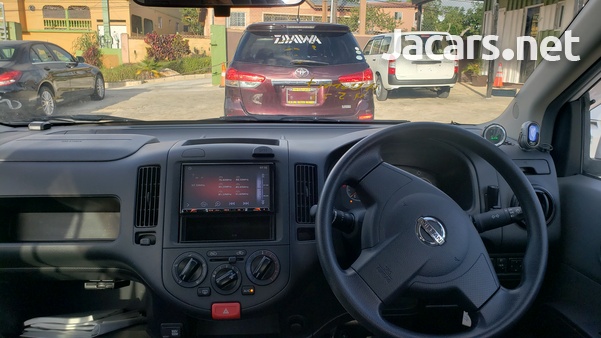 Nissan AD Wagon 1,5L 2016-6
