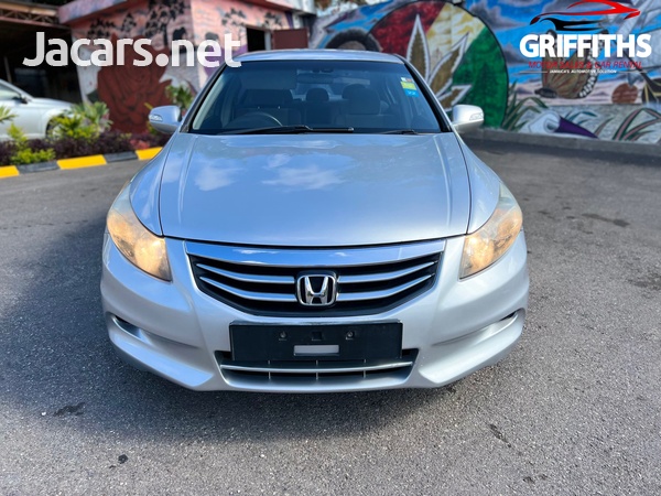 Honda Accord 2,0L 2010-1