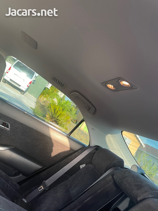 Toyota Crown 3,5L 2012-9