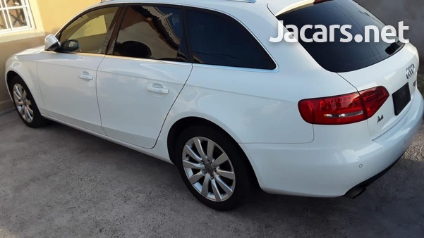 Audi A4 2,0L 2011-2