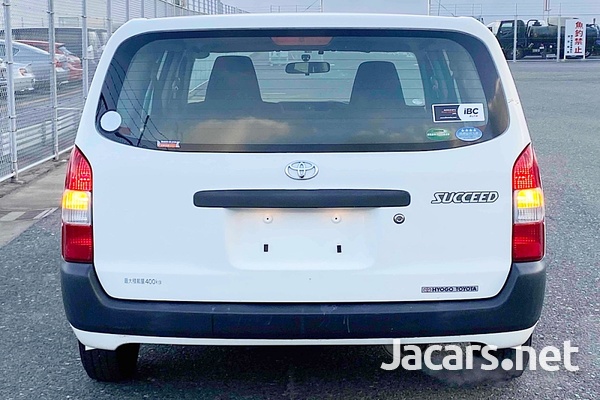 Toyota Succeed 1,5L 2016-4