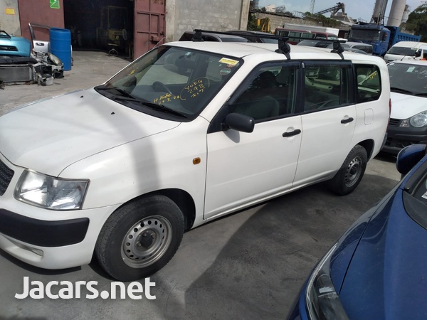 Toyota Succeed 1,5L 2013-1