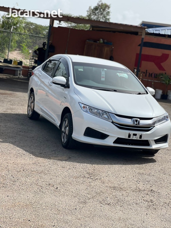 Honda Grace 1,5L 2017-10