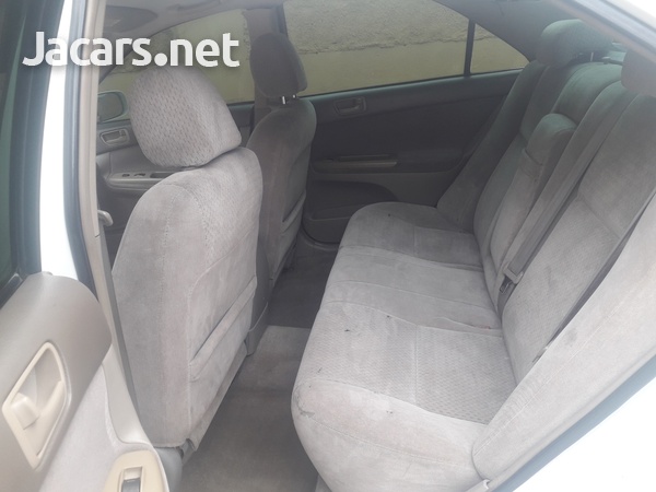 Toyota Camry 2,4L 2003-3