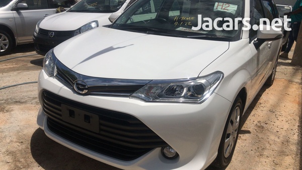 Toyota Fielder 1,5L 2016-4