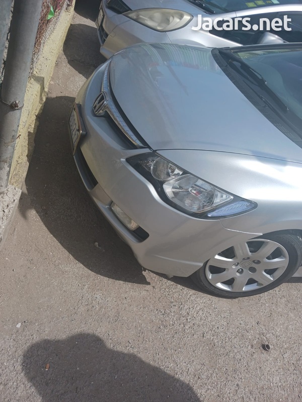 Honda Civic 1,8L 2008-3