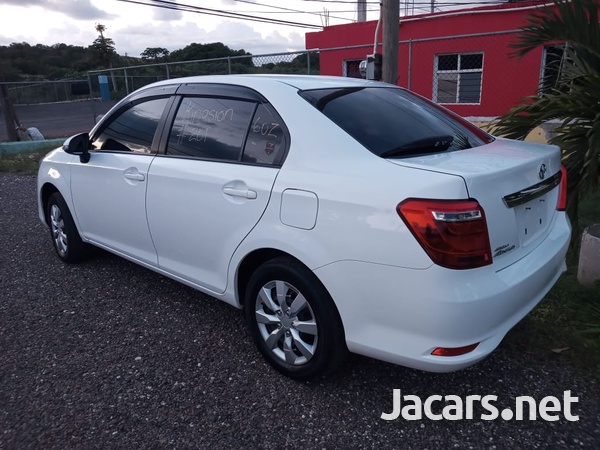Toyota Axio 1,5L 2017-4