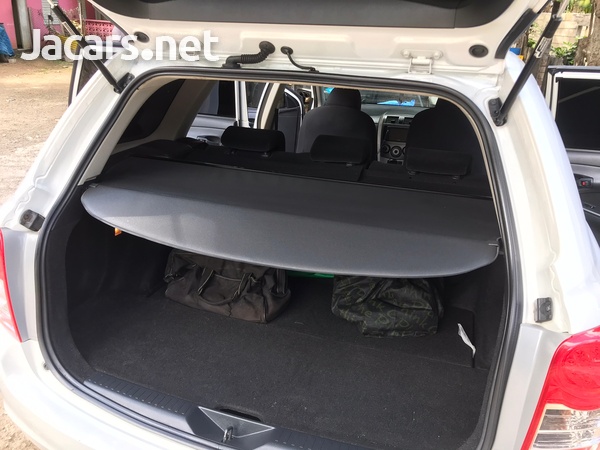 Toyota Fielder 1,5L 2012-3