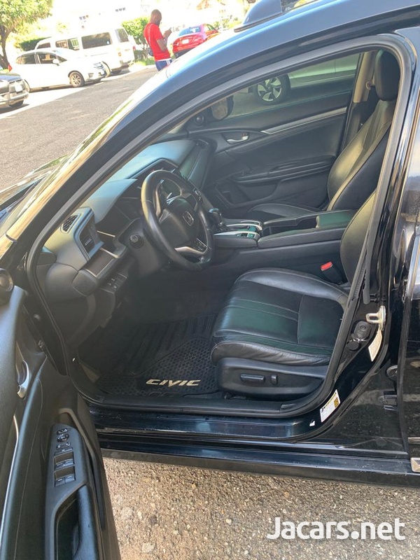 Honda Civic 1,5L 2016-7