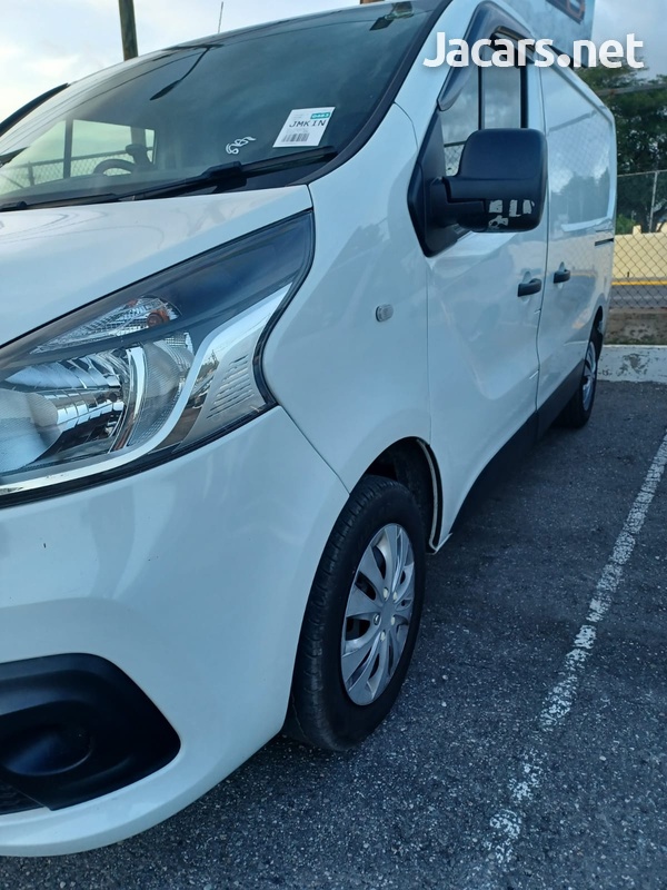 2018 RENAULT TRAFFIC VAN-2
