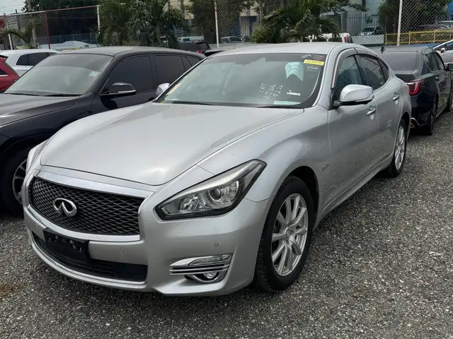 Nissan Fuga