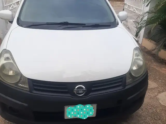 Nissan AD Wagon