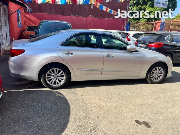 Toyota Mark X 2,5L 2013-3