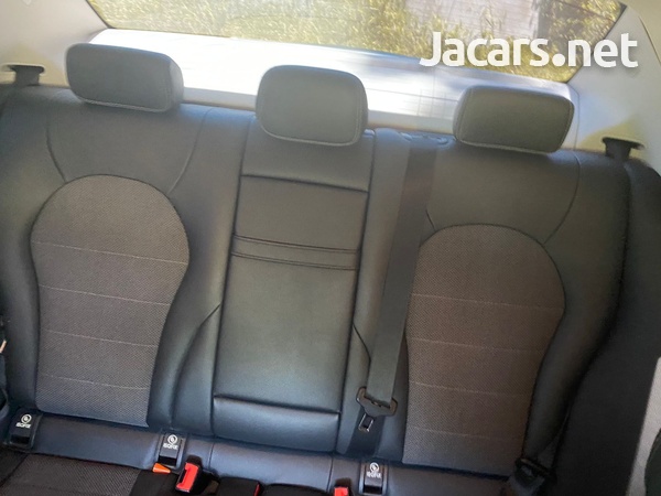 Mercedes-Benz C-Class 1,8L 2014-8