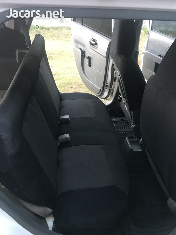 Nissan AD Wagon 1,2L 2013-8