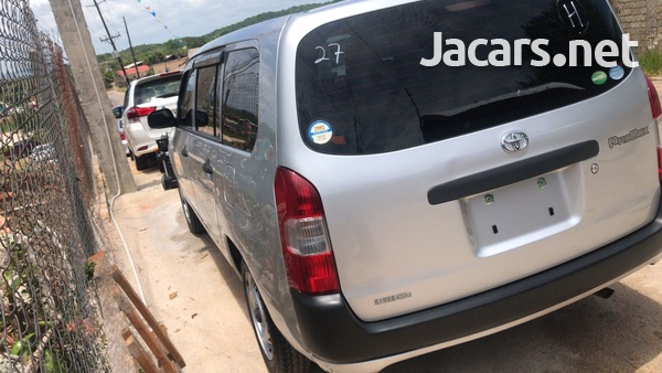 Toyota Probox 1,5L 2016-5