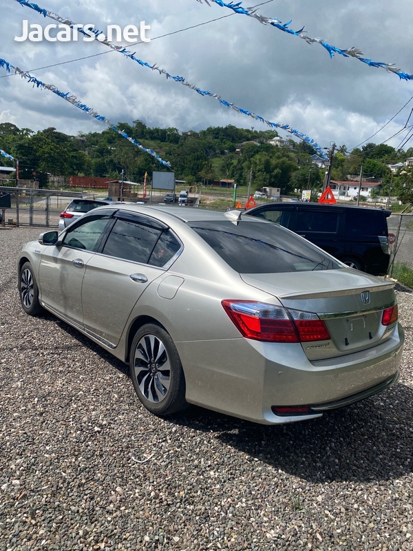 Honda Accord 2,0L 2014