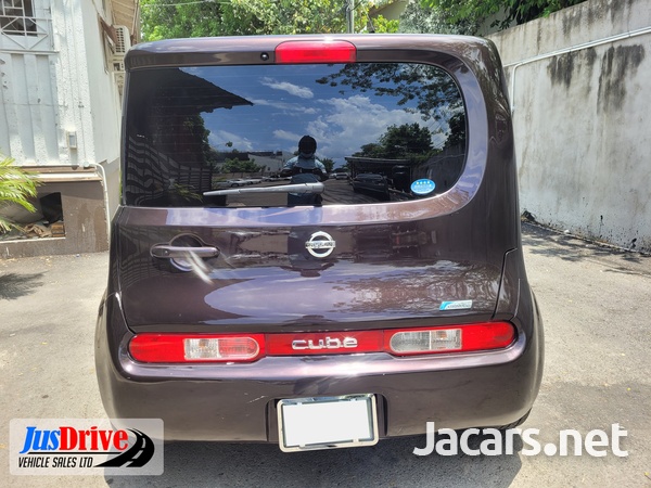 Nissan Cube 1,4L 2012-5