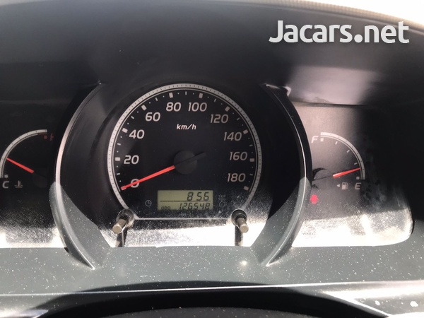 Toyota Hiace 2,5L 2012-10