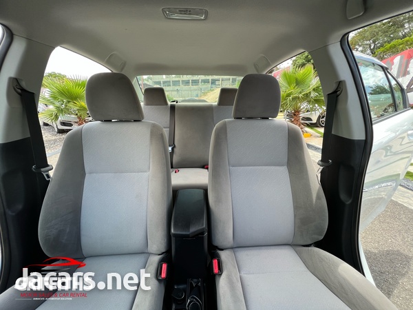 Toyota Axio 1,5L 2017-13