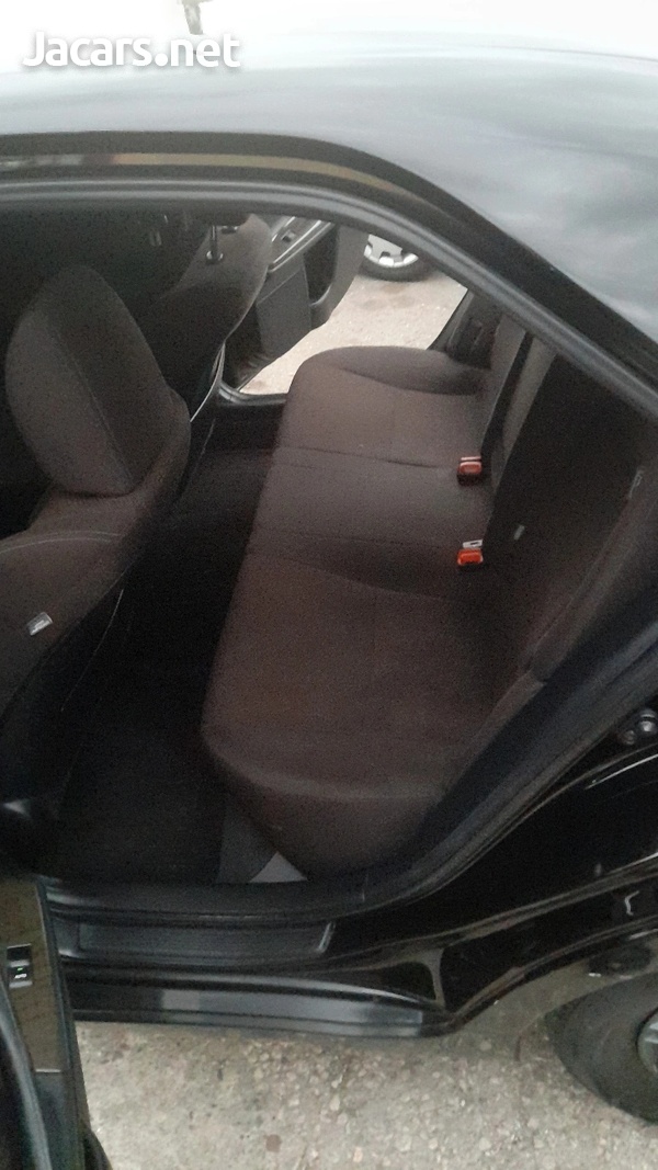 Toyota Mark X 2,5L 2015-5