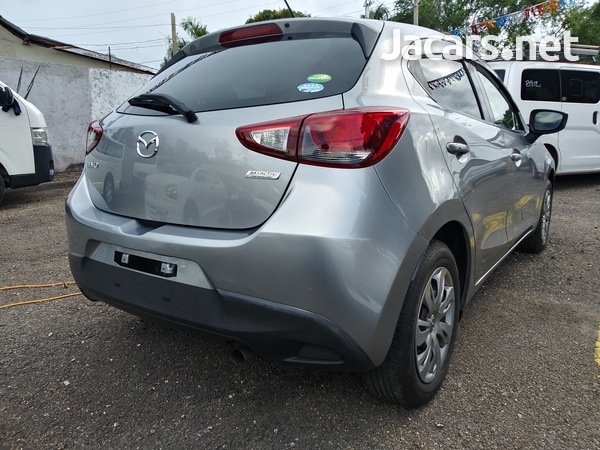Mazda Demio 1,3L 2016-10