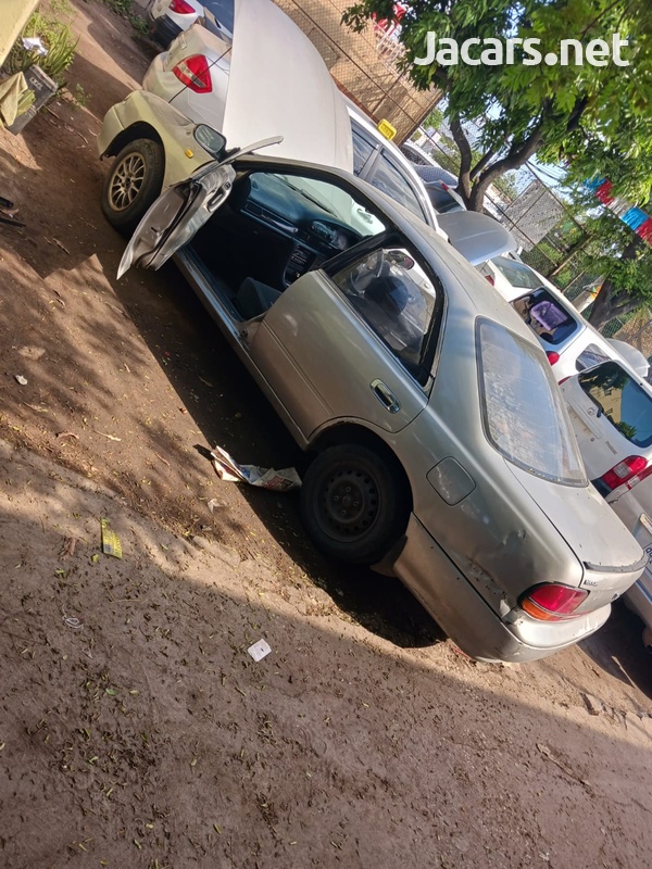Nissan Bluebird 1,5L 1994-9