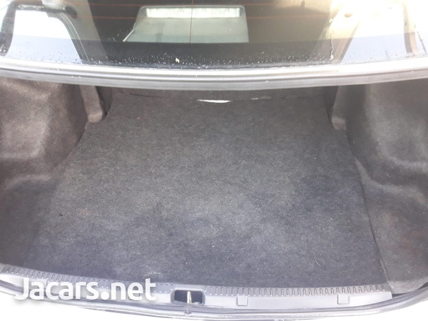 Toyota Axio 1,3L 2015-12