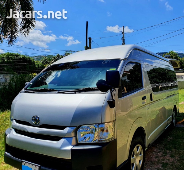 Toyota Hiace 2,0L 2015-1
