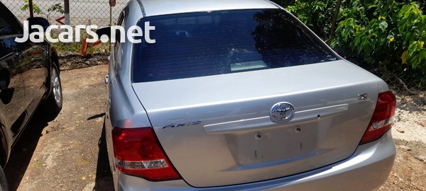 Toyota Axio 1,5L 2012-5