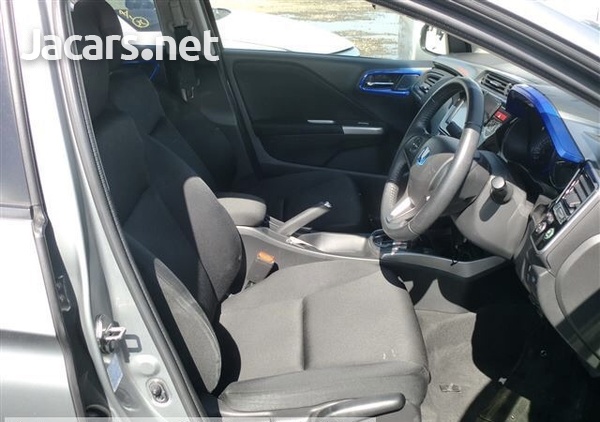Honda Grace 1,5L 2015-6