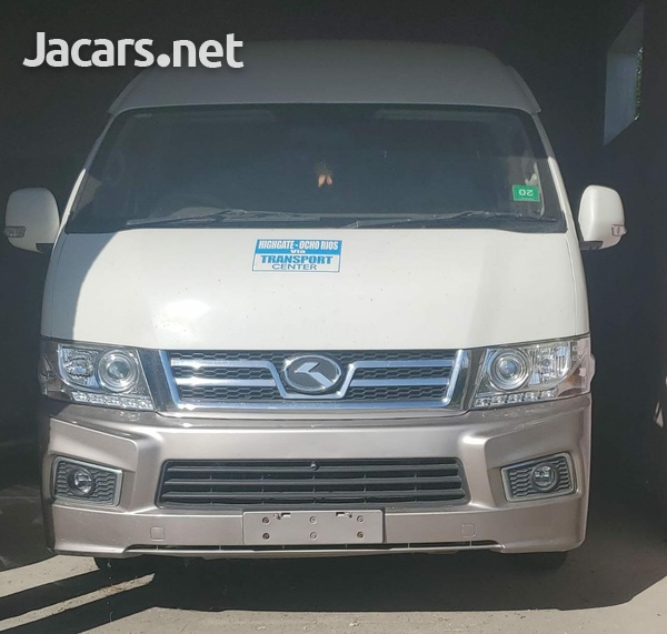 2016 Kinglong. 15 seater. mint condition-1