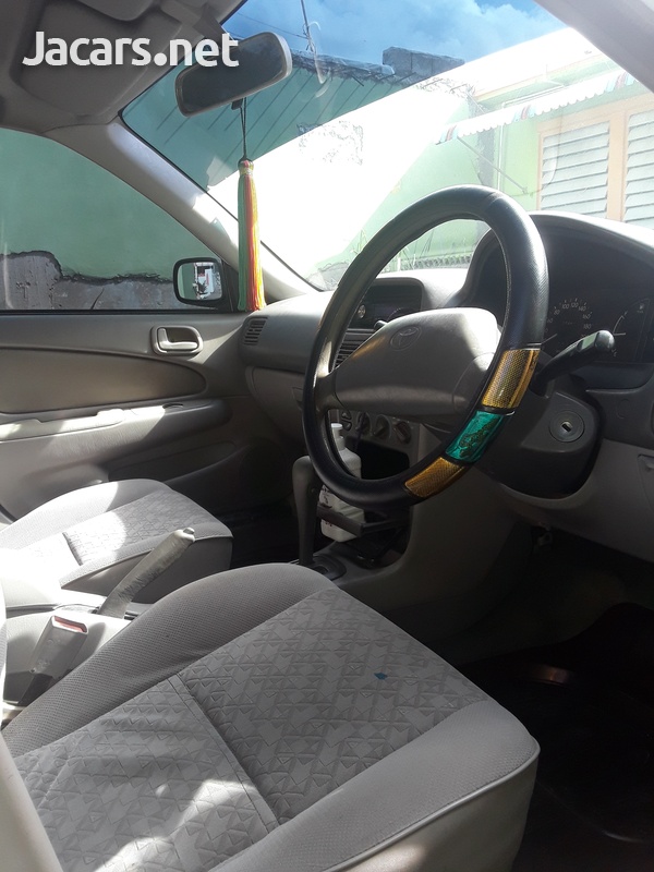 Toyota Corolla 1,5L 2001-5