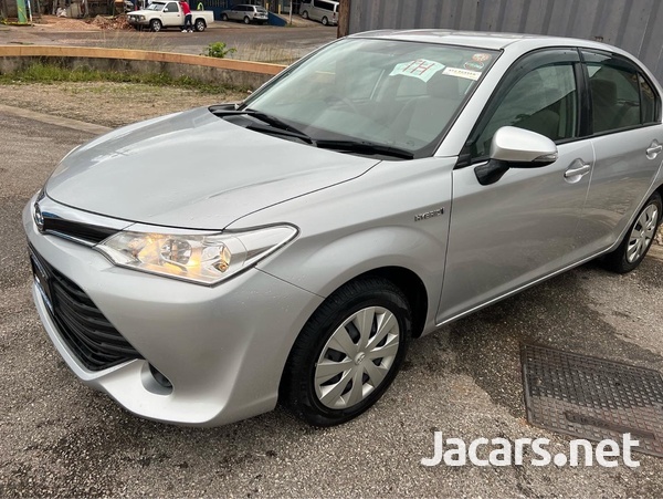 Toyota Axio 1,5L 2016-3
