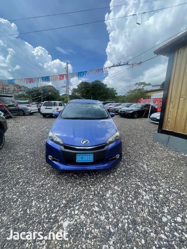 Toyota Wish 1,8L 2013-1