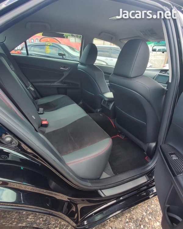 Toyota Mark X 3,5L 2016-10