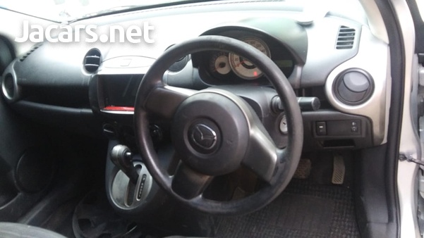 Mazda Demio 1,3L 2010-5