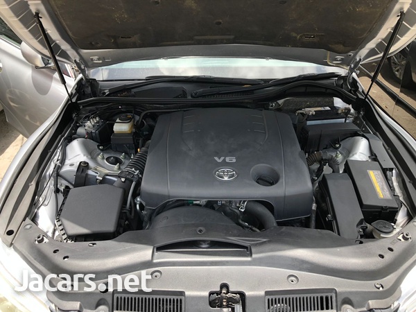 Toyota Mark X 2,5L 2016-10