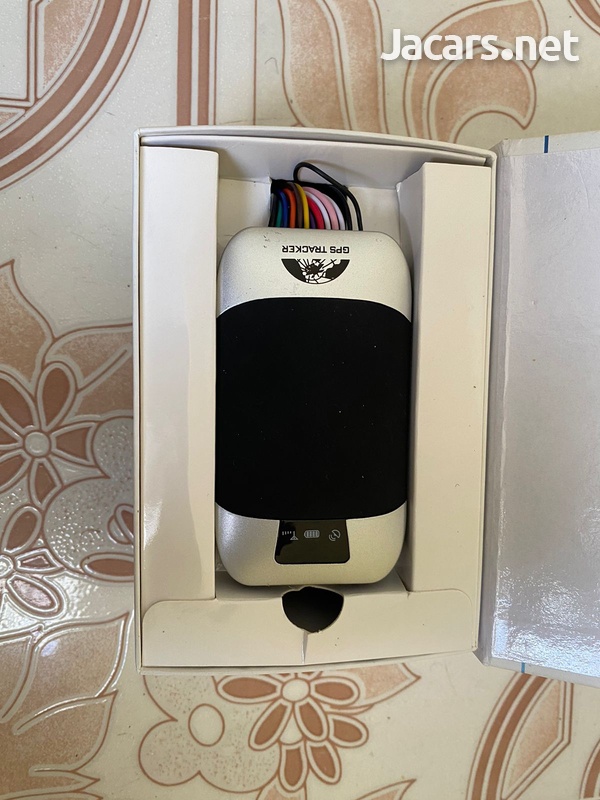Car GPS tracker-3