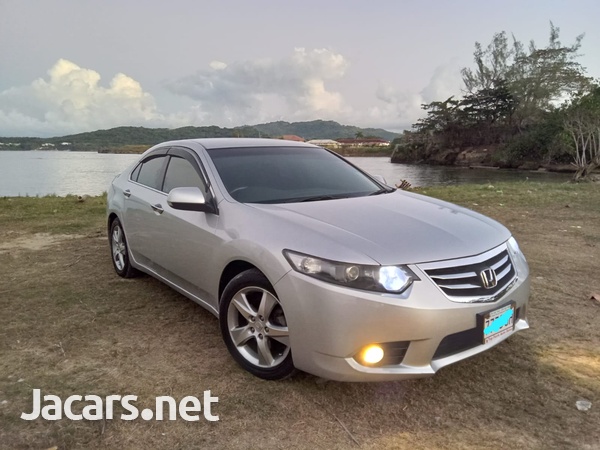 Honda Accord 2,0L 2012-4