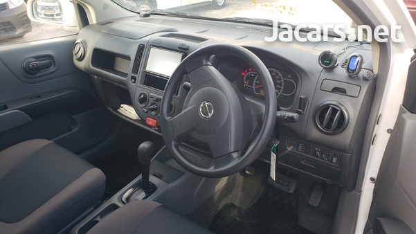 Nissan AD Wagon 1,5L 2016-5