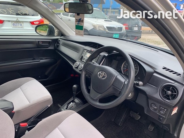 Toyota Axio 1,5L 2016-8
