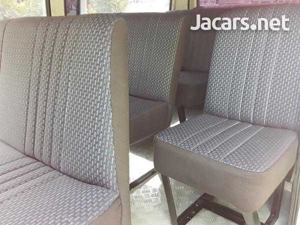 HEADLEYS BUS SEATS FOR TOYOTA HIACE AND NISSAN CARRAVAN.876 3621268-10
