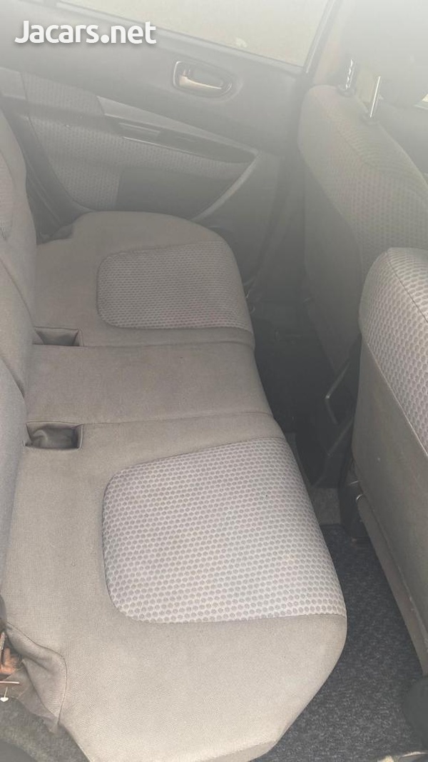 Nissan Wingroad 1,5L 2011-6