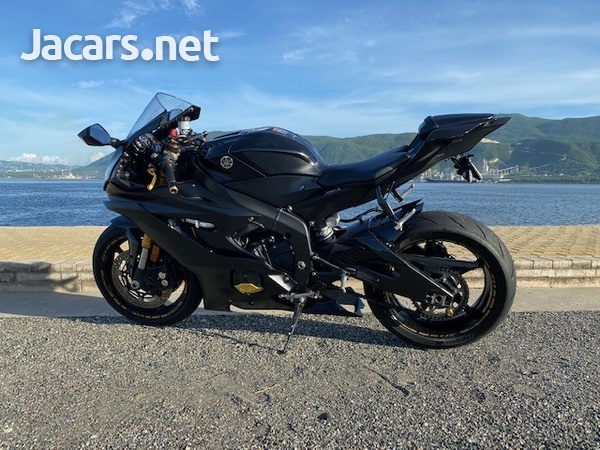 2017 YAMAHA R6-2