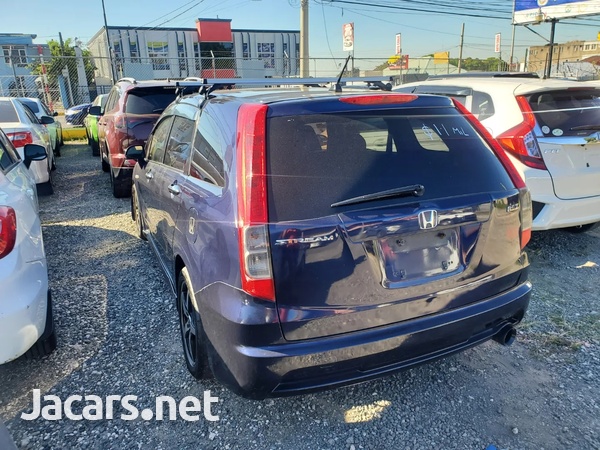 Honda Stream 1,5L 2008-4