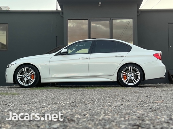 BMW 3-Series 2,0L 2014-5