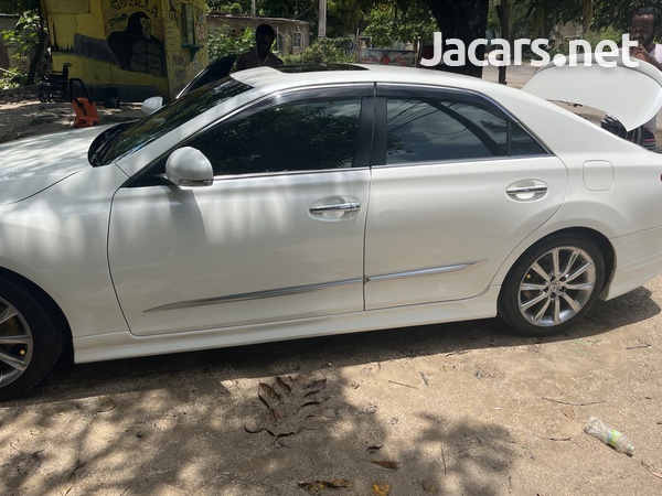 Toyota Mark X 2,5L 2011-1